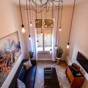 K89 Designer Apartament